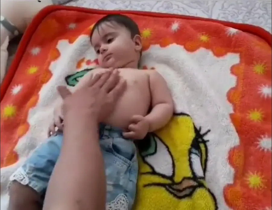 نحوه ماساژ نوزاد کولیکی