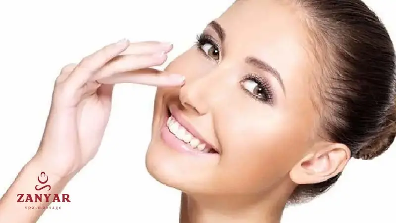 ماساژ خط خنده