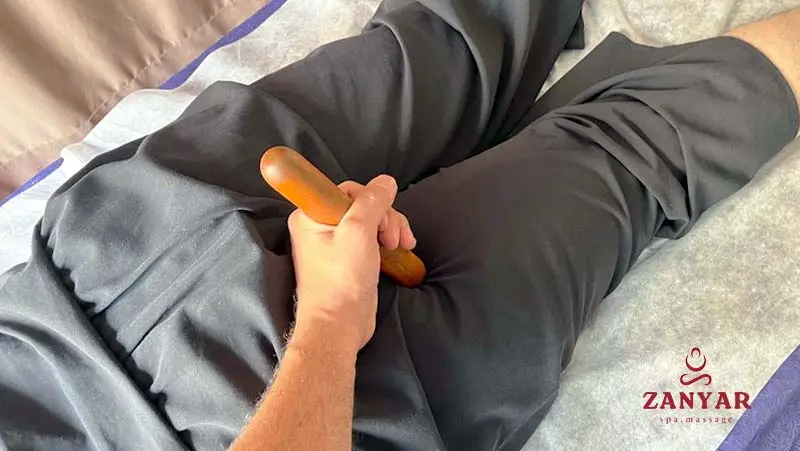 ماساژ ژاپنی پاها و ران ها
